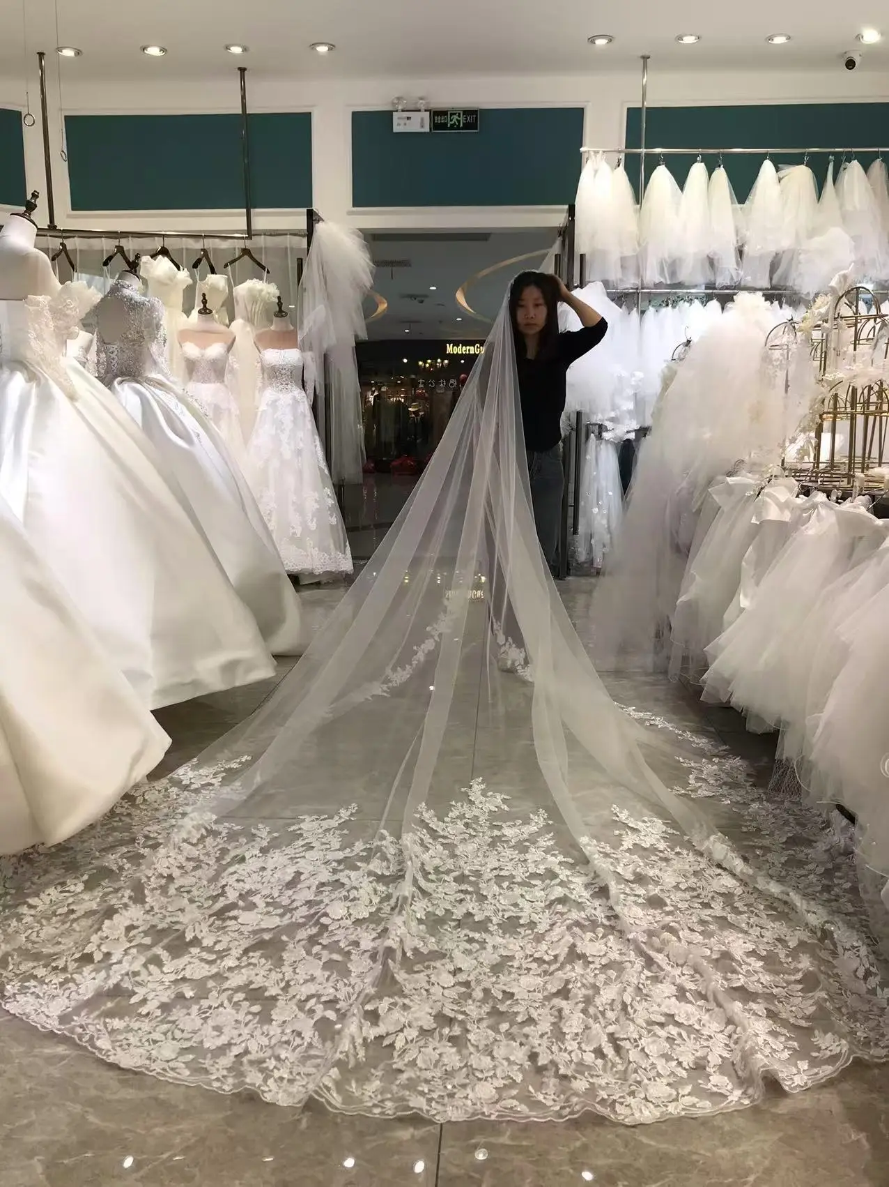 Kisswhite Lace Long Veils Custom Made 4.8 Meters Bridal Veils