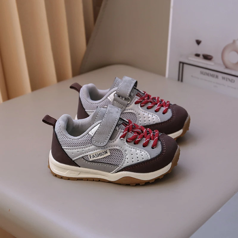 Kids' Leather Sneakers Boys' and Girls' Outdoor Casual Shoes Fall New Arrival Non-Slip Breathable Running Shoes for Toddlers