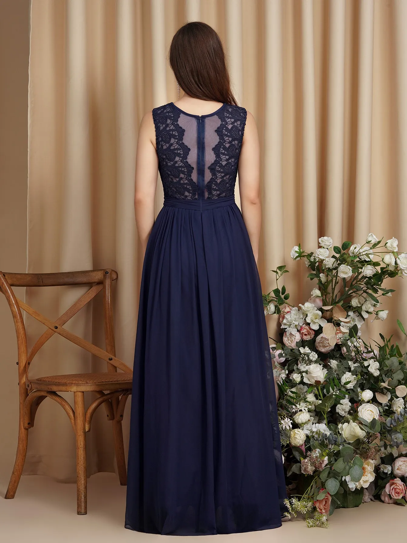 BABYONLINE Navy Blue Mother of Bride Women Delicate Lace Overlays the Upper Body Applique Zipper Modify the Back Chiffon Gown