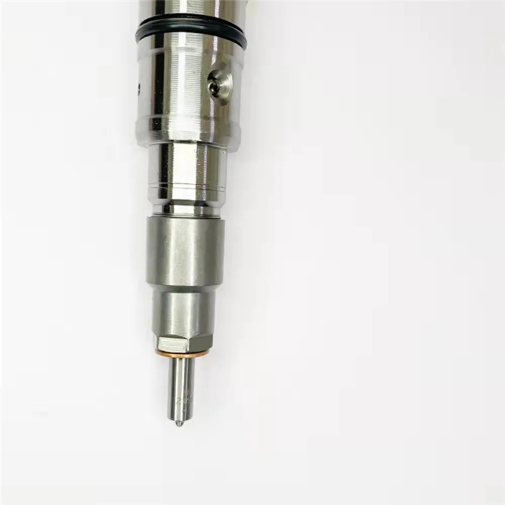 0445120215 common rail fuel injector is suitable for Bosch FAW Xichai diesel vehicle fuel injector assembly 0 445 120 215