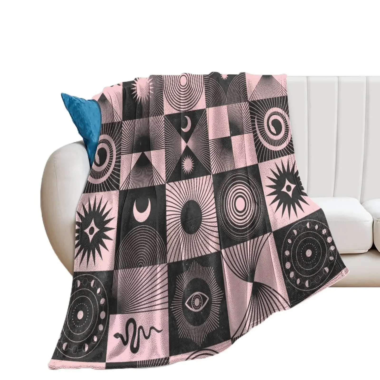 

Pink Esoteric Patchwork Throw Blanket Nap Thin Blankets