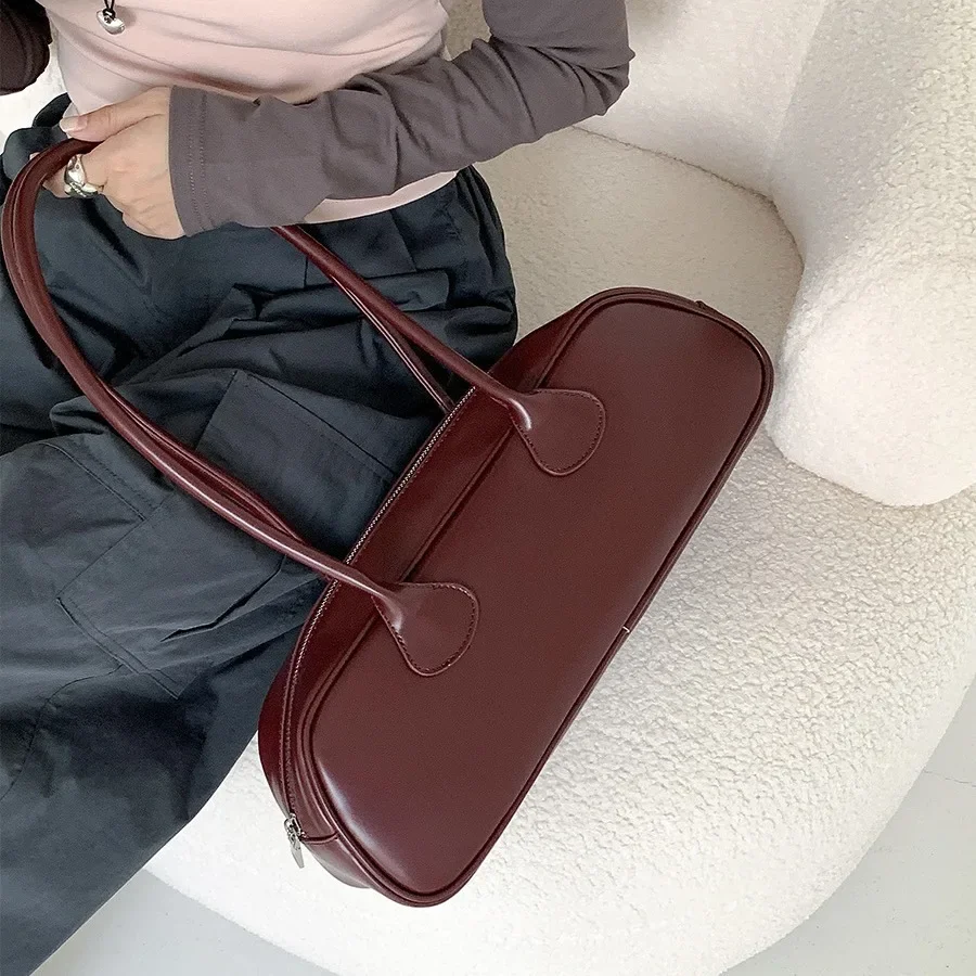 الكورية بسيطة كل مباراة سعة كبيرة التنقل حقيبة تحت الإبط 2024 جديد عصري بولي Leather جلد موضة المتخصصة المرأة Y2k حقيبة كتف