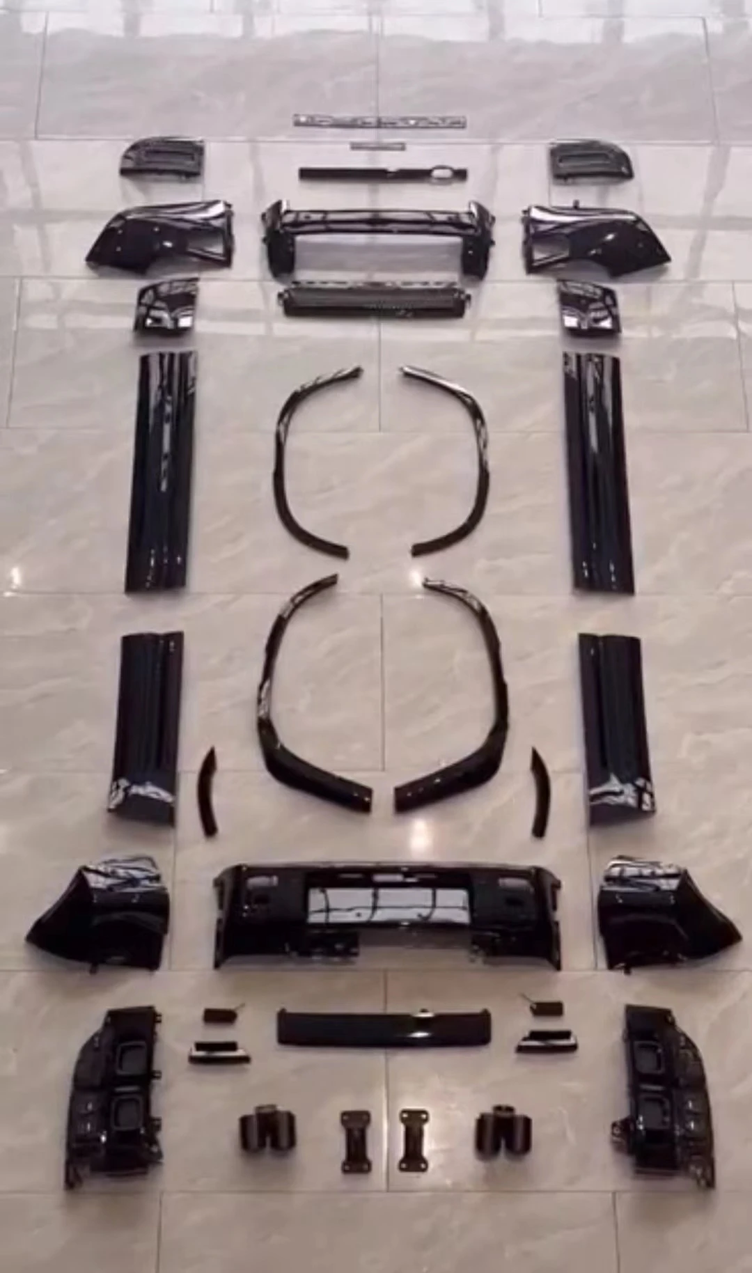 Auto Part Car Modified Bodykit Full Body Kit Set for Defender 2020 Black Style