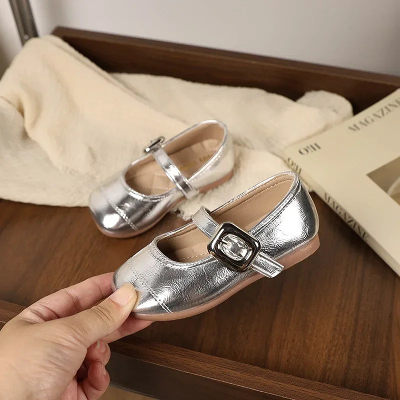Spring Autumn Children\'s Flats Solid Color Retro Little Girl Leather Shoes Simple Versatile Kids Causal Fashion Shoes Soft Soled