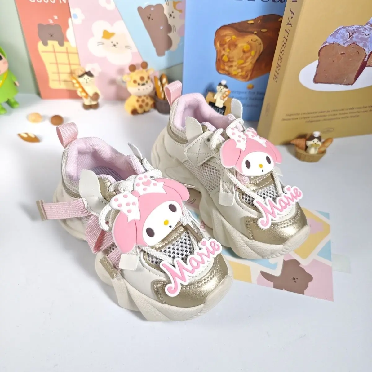

Girls' Sneakers Sandals 2026 New Cute Children's Soft Sole Hollow Daddy Mesh Shoes Breathable Non-slip Comfortable Walking Shoes