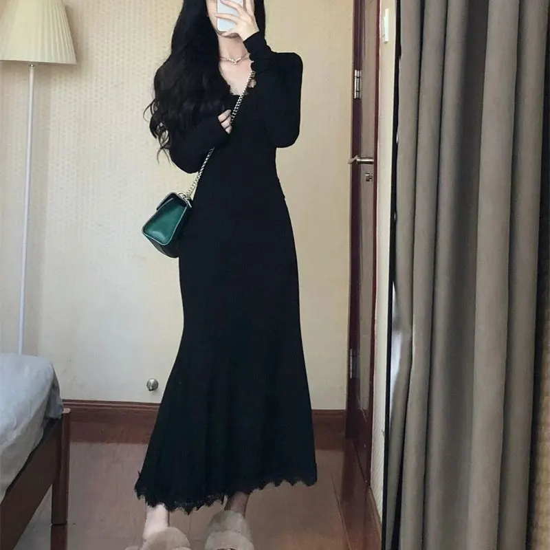 Sexy Elegant V-Neck Dresses Spring Autumn Stylish Lace Spliced Women\'s Clothing Solid Color Long Sleeve Aura Bag Hip Midi Dress