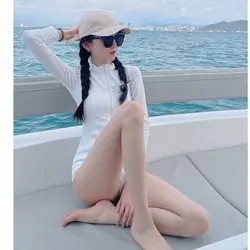 Women's Summer 2025 New Long-sleeved Sun Protection Super Fairy Korean Ins One-piece Slimming Belly to Cover the Swimming Suit
