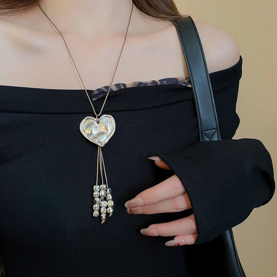 التجاعيد القلب شرابة قلادة قلادة جديدة أزياء بسيطة تصميم فريد من نوعه سترة سلسلة المرأة مجوهرات هدية