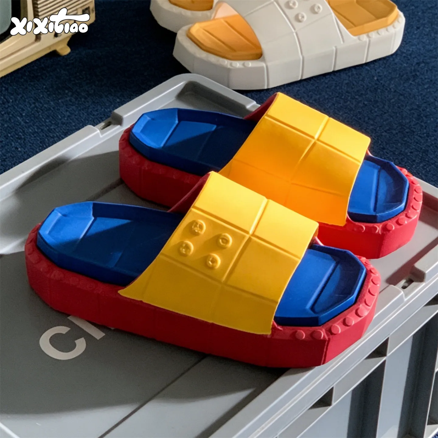 

Niche Unisex Cool Detachable Sole Slippers Color Blocked Thick Soled Beach Shoes Summer Big Size Couple EVA Slides for Men Women
