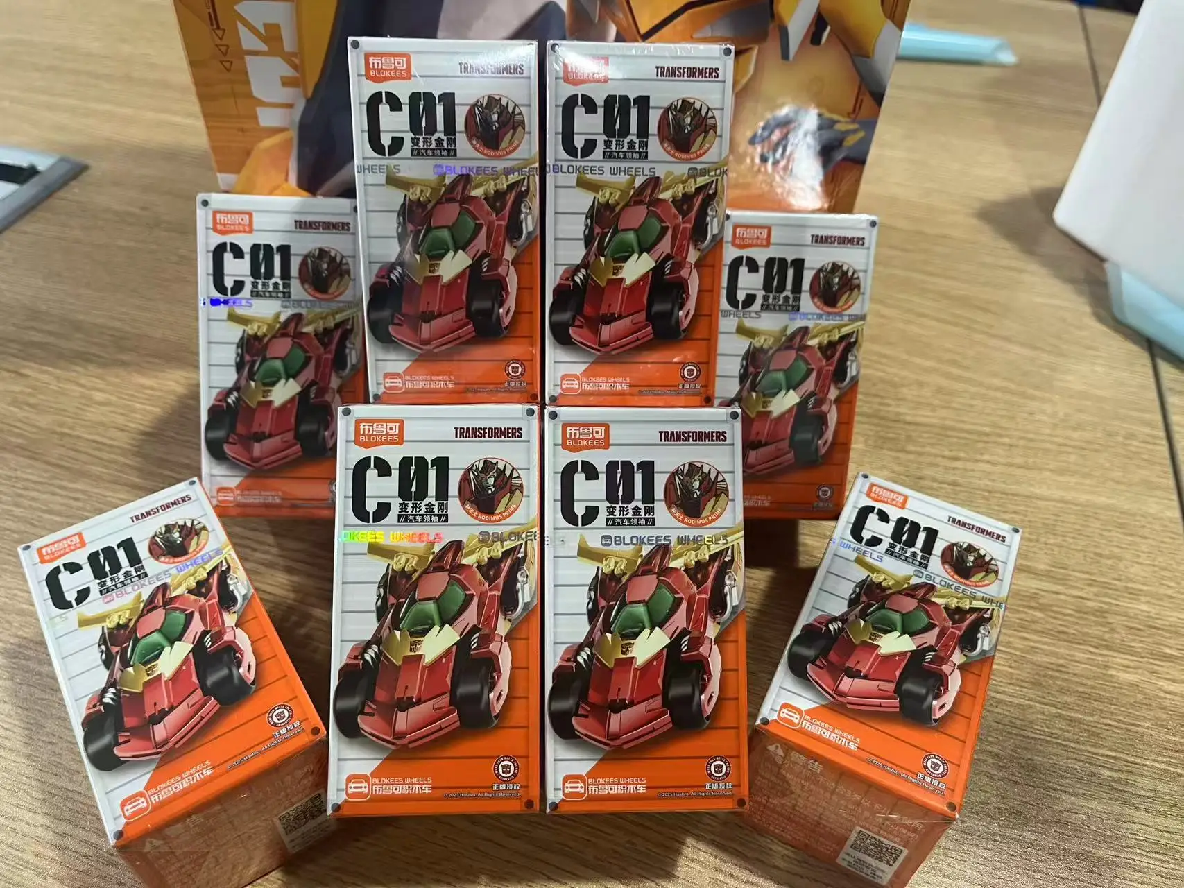 

Blokees Wheels Transformers C01 Optimus Prime Truck - High-Temp Coating Glossy Licensed Racing & Collectible Toy