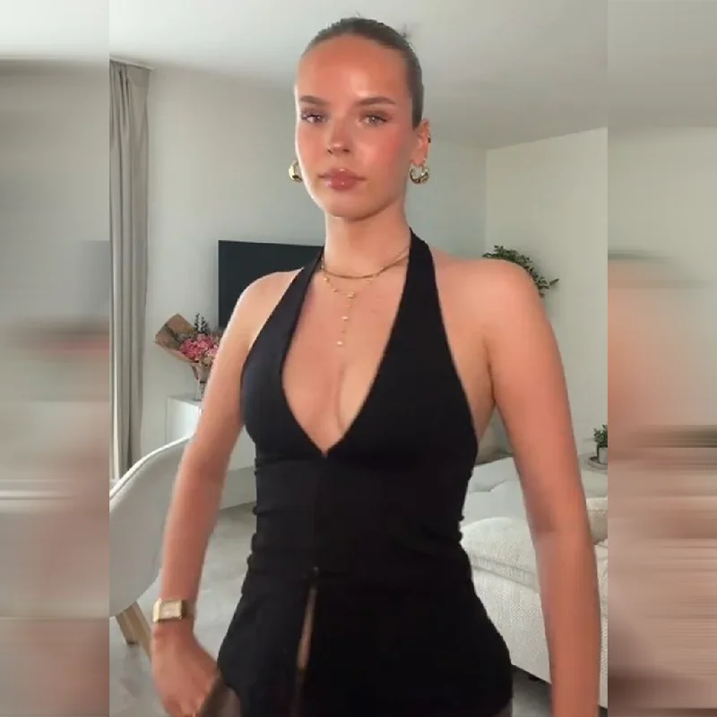 

Sexy Black Halter Neck Top Deep V-neck Sleeveless Slim Fit Women Tops Trendy Stylish Nightclub Chic Minimalist Party Streetwear