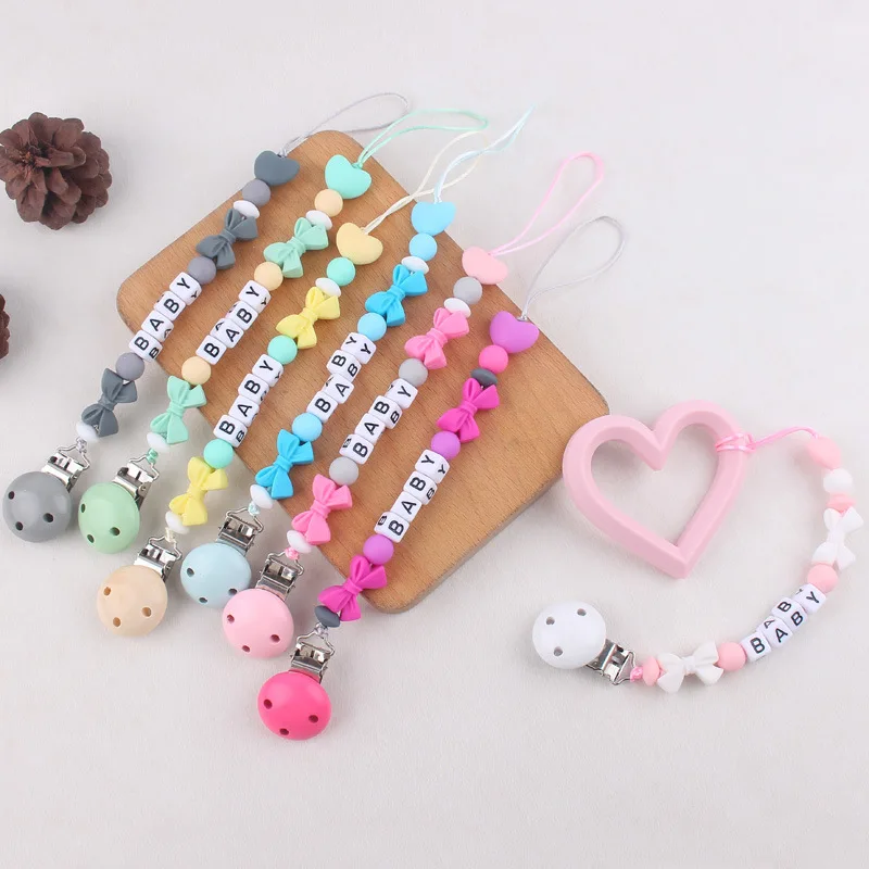 

Baby Pacifier Clips DIY Personalized Name Bow Dummy Nipples Holder Clip Chain Princess Teethers Newborn Teething Toy Accessories