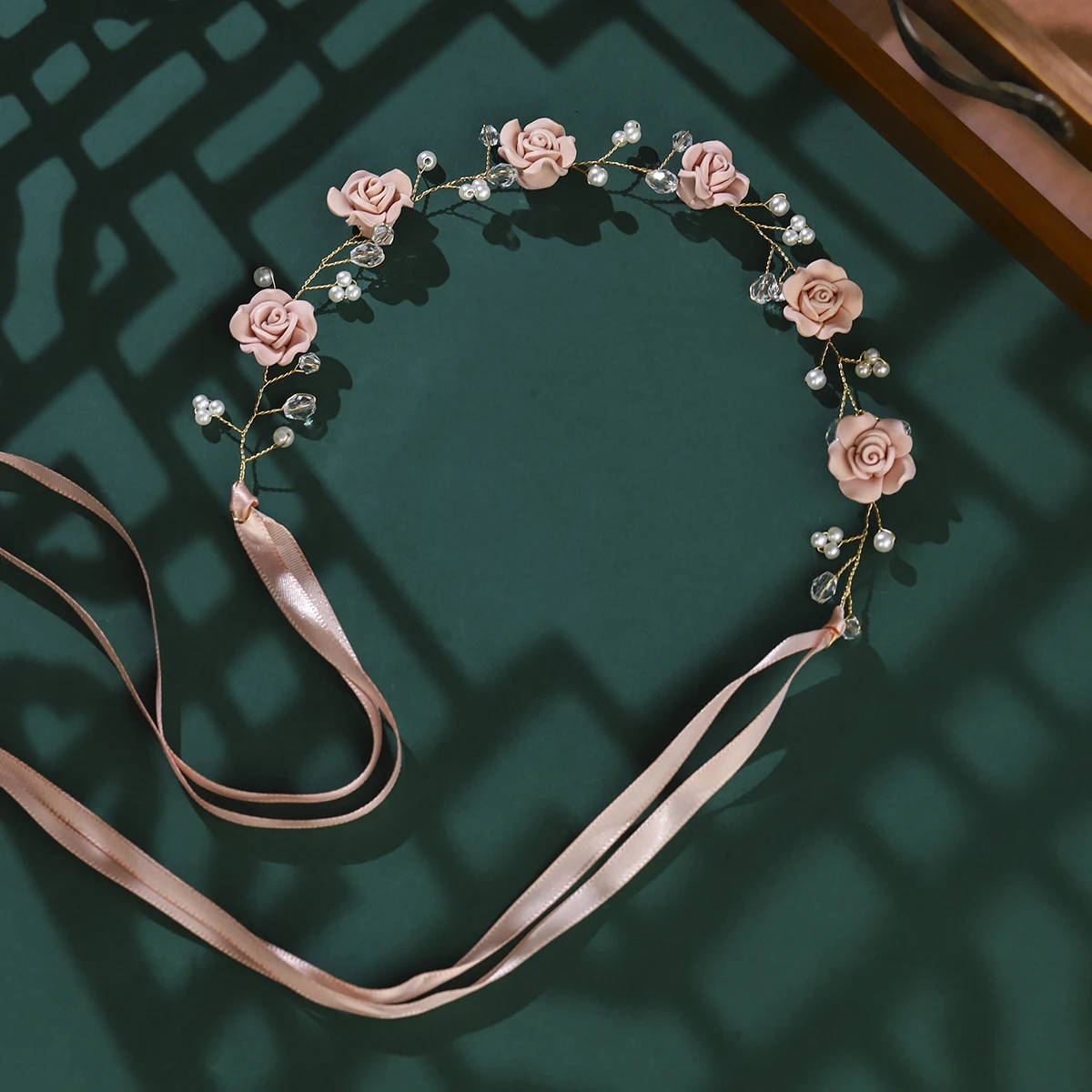 Fashion Rose Flower Pearl Hairband Vine Princess Hair Accessories Bridal Wedding Headdress Elegant Hair Ornament Bridesmaid Gift