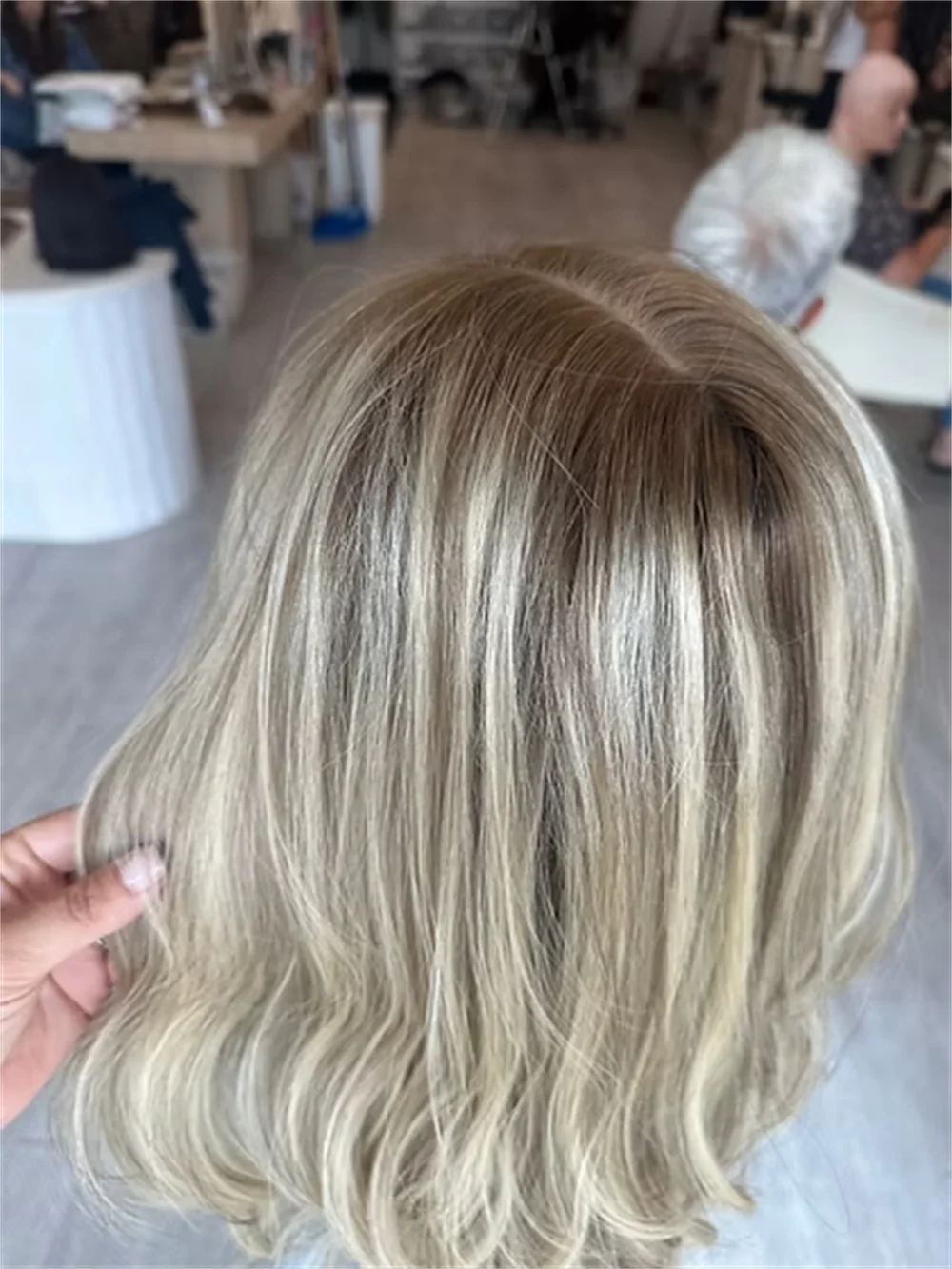 Golden Blonde Synthetic Lace Wig with Bangs Loose Wavy Cosplay Party Use Highlights Blonde Fringe Wigs HD Lace Girls Gift Wig