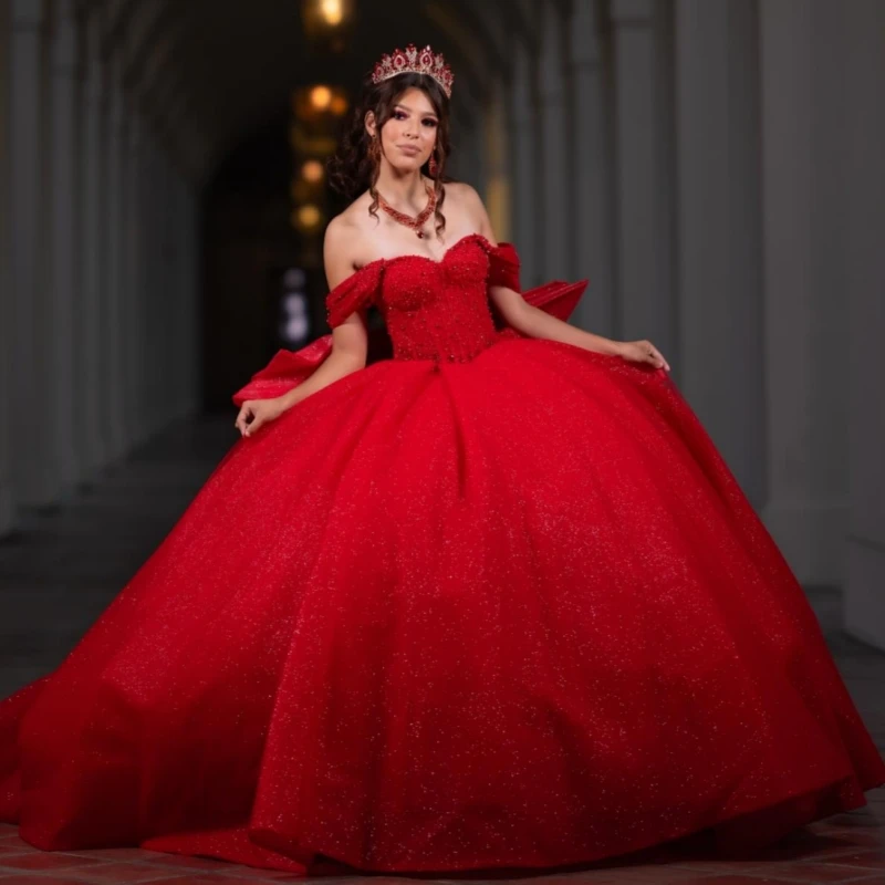 

Красное блестящее платье принцессы с открытыми плечами Sweet 16, платья Quinceanera, корсет с бусинами и бантом, тюлевое платье для вечеринки, дня рождения, Vestidos 15 De Anos