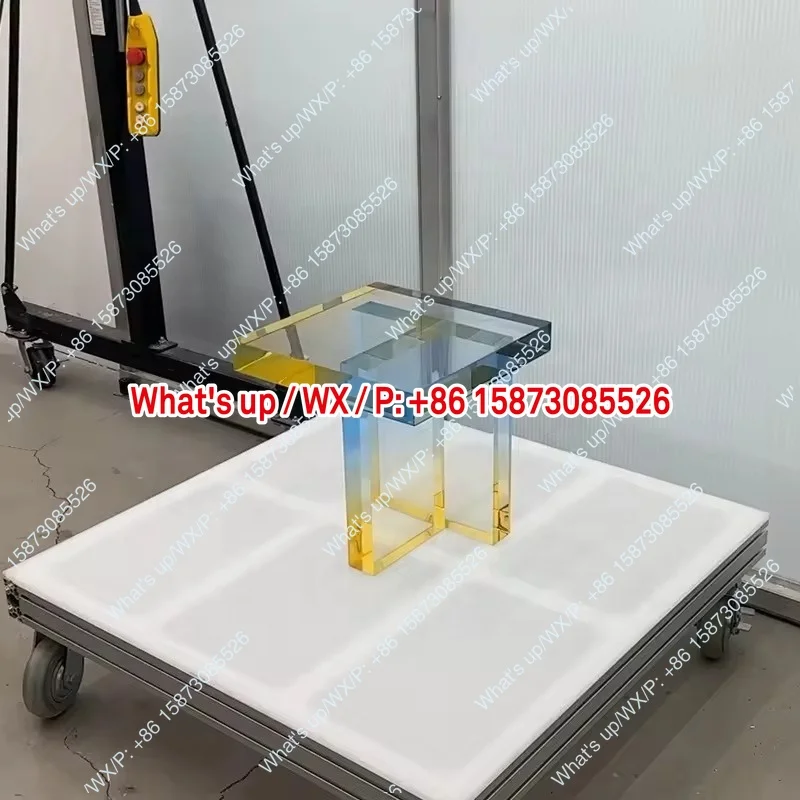 เหมาะสำหรับ: โต๊ะกาแฟสีน้ำเงินไล่เฉดแบบนอร์ดิก ห้องนั่งเล่นทันสมัย ทรงสี่เหลี่ยมเรียบง่าย พร้อมอุปกรณ์เสริมใหม่