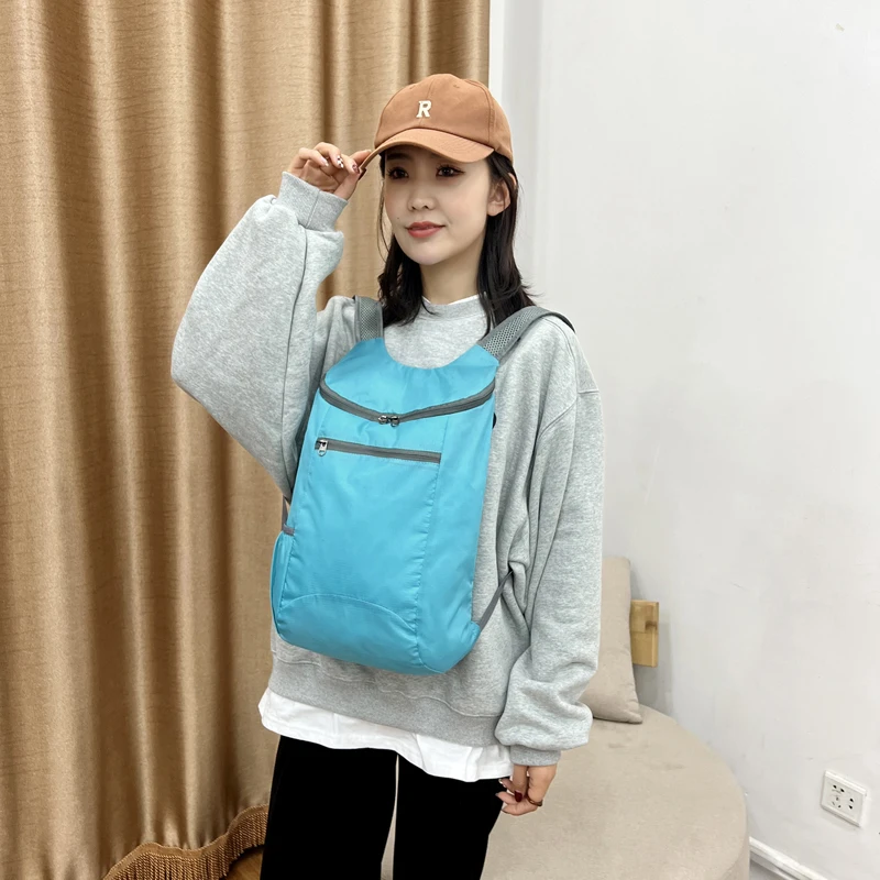 متعددة الوظائف ذات سعة كبيرة للدراجات الرياضية والسفر المحمولة، وحقيبة ظهر خفيفة للغاية، وحقيبة قابلة للطي في الهواء الطلق متعددة الألوان