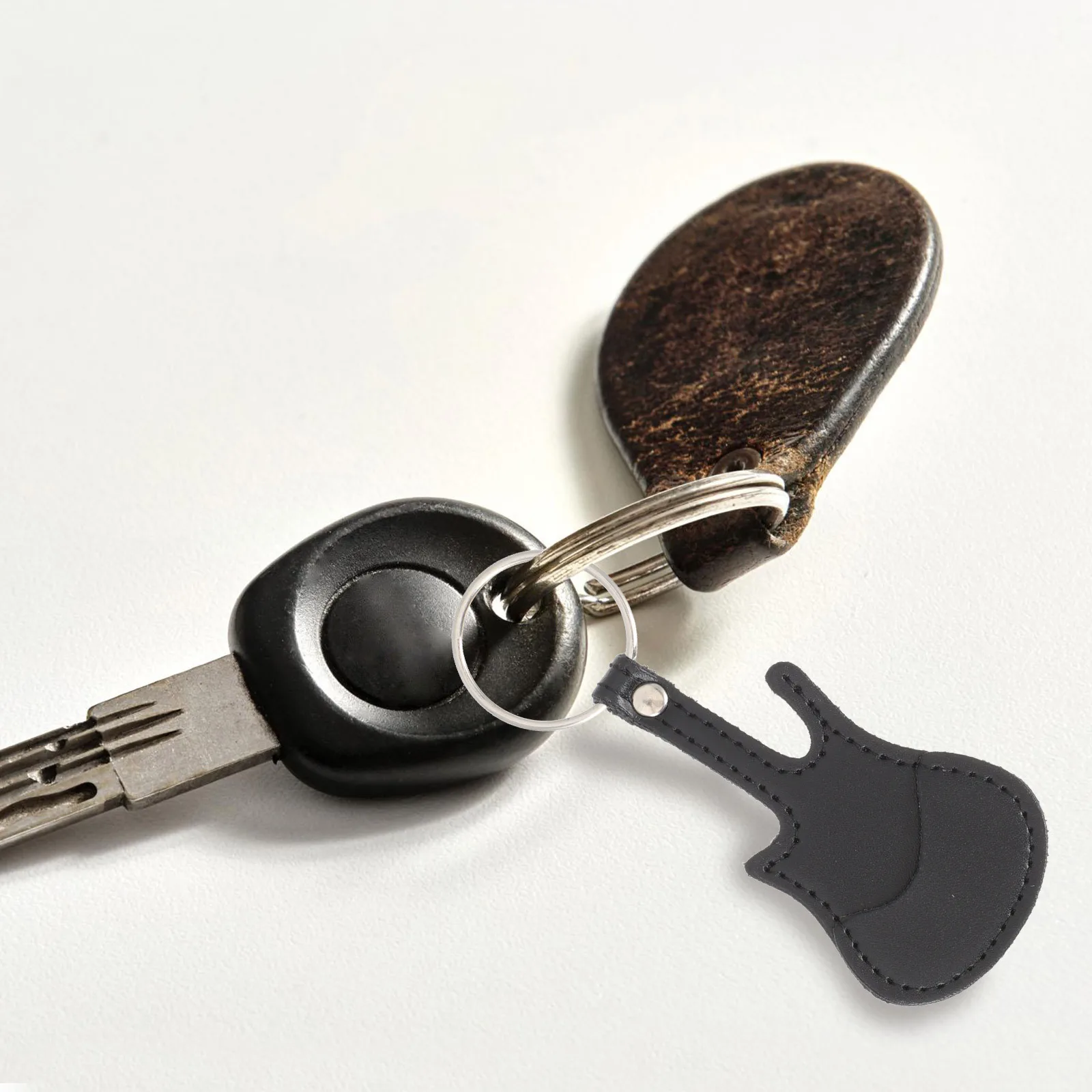 

Guitar Picks Case Portable Pu Plectrum Storage Organizer Keychain Holder For Guitar Ukulele Bass Accessory Bag