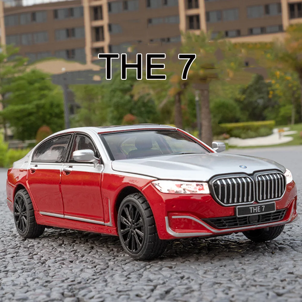 

1:24 THE 760 Li Alloy Car Model Toy Simulation Diecasts Vehicle Models with Pull Back,Light and Music Luxury Sedan for Boy Gifts