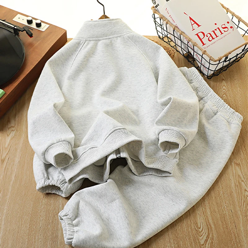 IYEAL Boys' Autumn Set 2025 New Children's Sports Clothing Autumn Handsome and Versatile Spring and Autumn Clothes