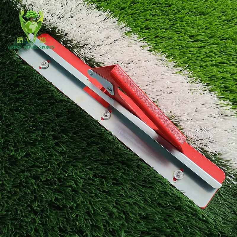 

Инструменты для укладки искусственного газона: нож для резки синтетической травы, инструмент для соединения и обрезки швов газона