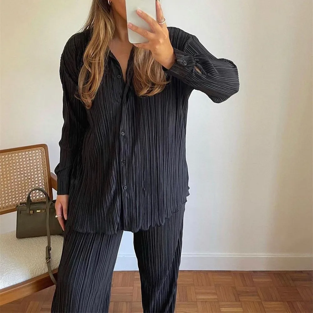 Cross border Spring and Autumn new women\'s two-piece casual and fashionable pleated shirt straight leg pants loose hanging set