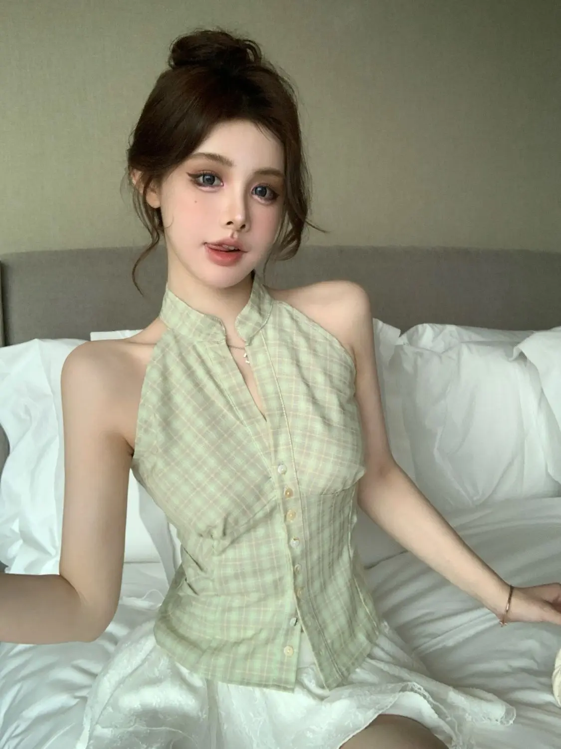 Shirt Sleeveless Plaid Lapel Summer Pleated Slim Fit Design Hot Girl Top Version Niche Pure Desire Korean Women Summer