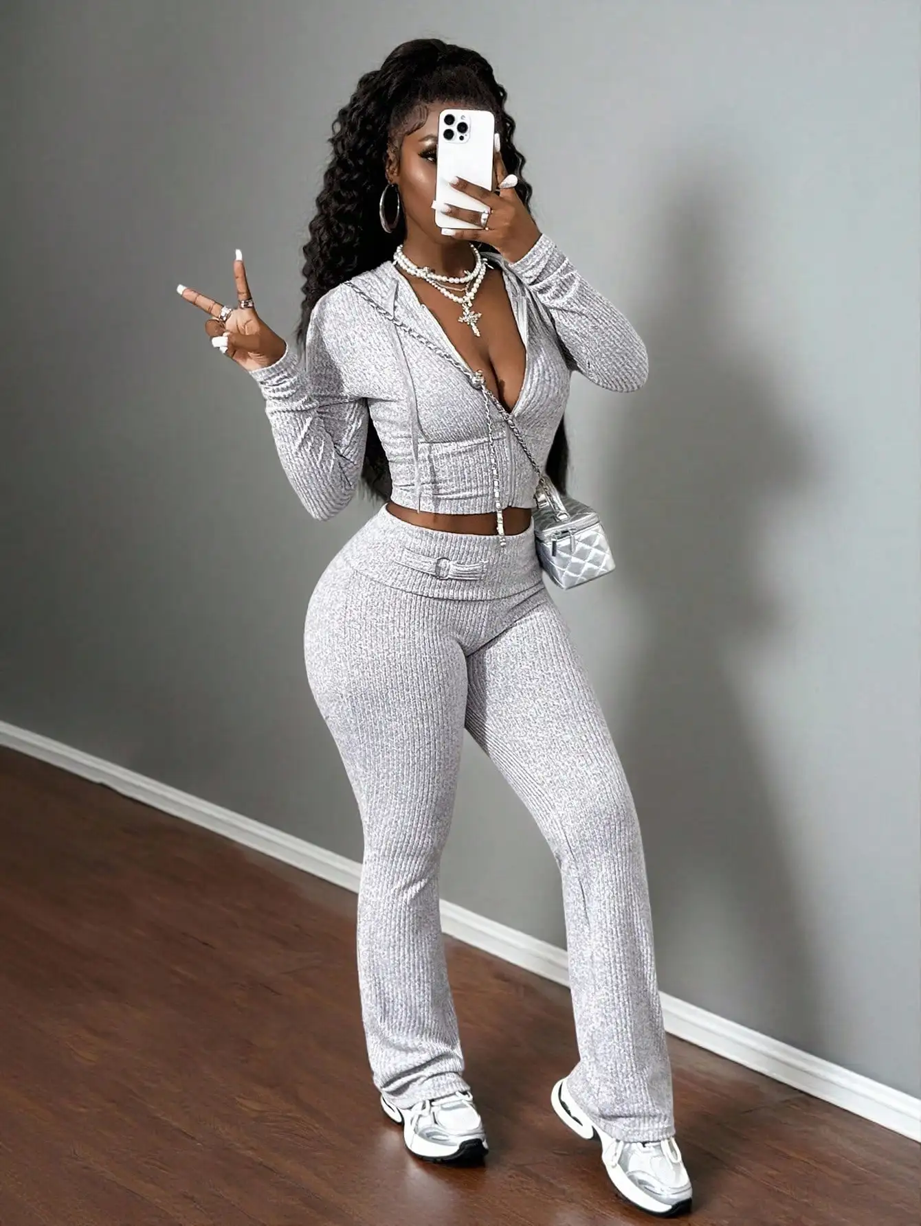 

Women's Silver Ribbed Knit 2-Piece Set: Long Sleeve Zip-Up Crop Top & High-Waist Flared Pants