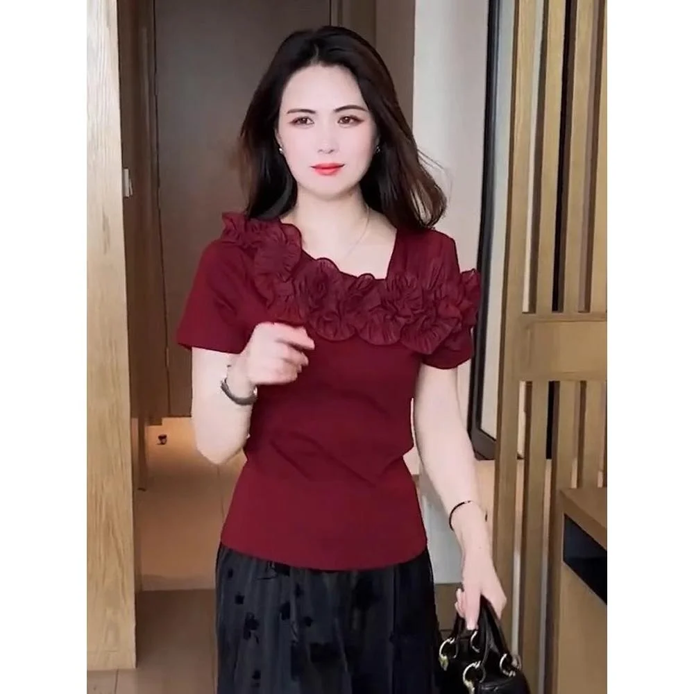 Blusa Feminina Slim Fit de Verão 2025 com Design Floral em Renda, Versátil e Casual, Tecido de Poliéster