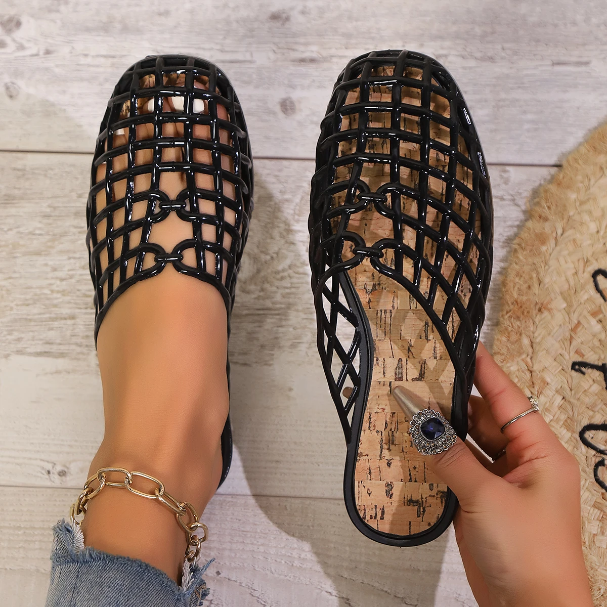 

Women's Shoes 2026 Summer New Mesh Woven Hollowed-out Breathable Head Slippers for Women's Toe Wedge Sandals Zapatos De Mujer
