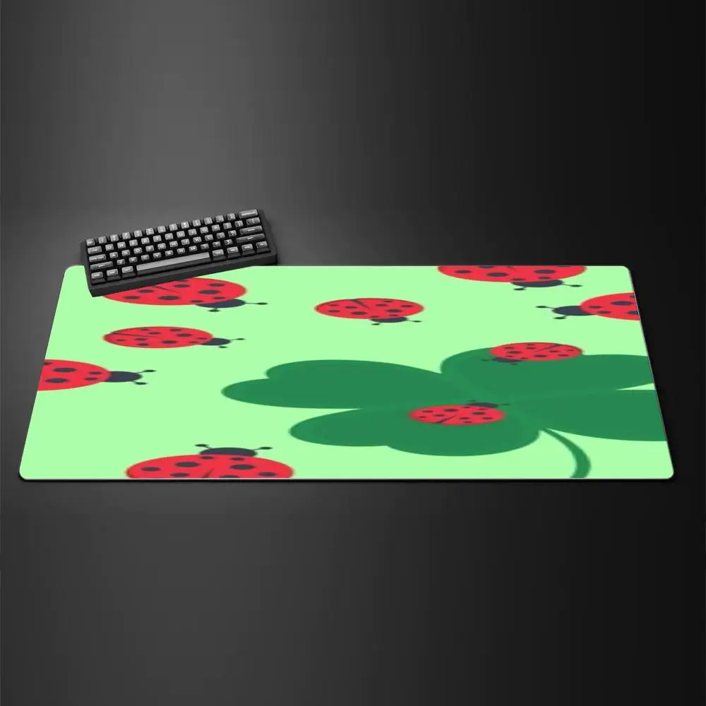 Daisy Pattern Mouse Pad Mousepad Large Gaming Mouse Pad LockEdge Thickened Computer Keyboard Table Desk Mat