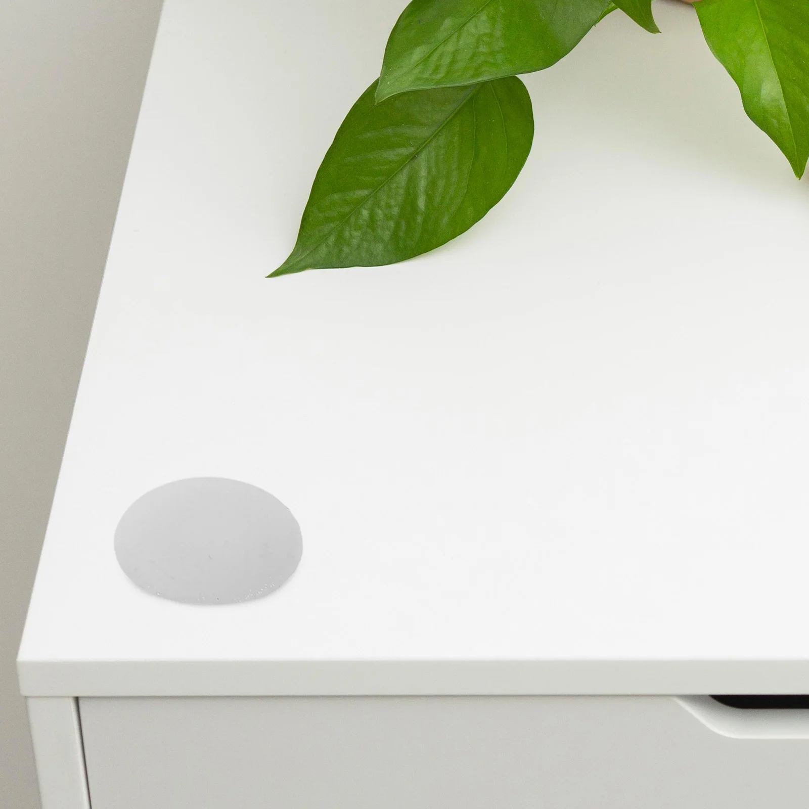 

150Pcs Screw Hole Plugs Plastic Round Caps for Furniture Cabinet Wardrobe Table Chair Shelf Hole Covers Screw Covers Caps