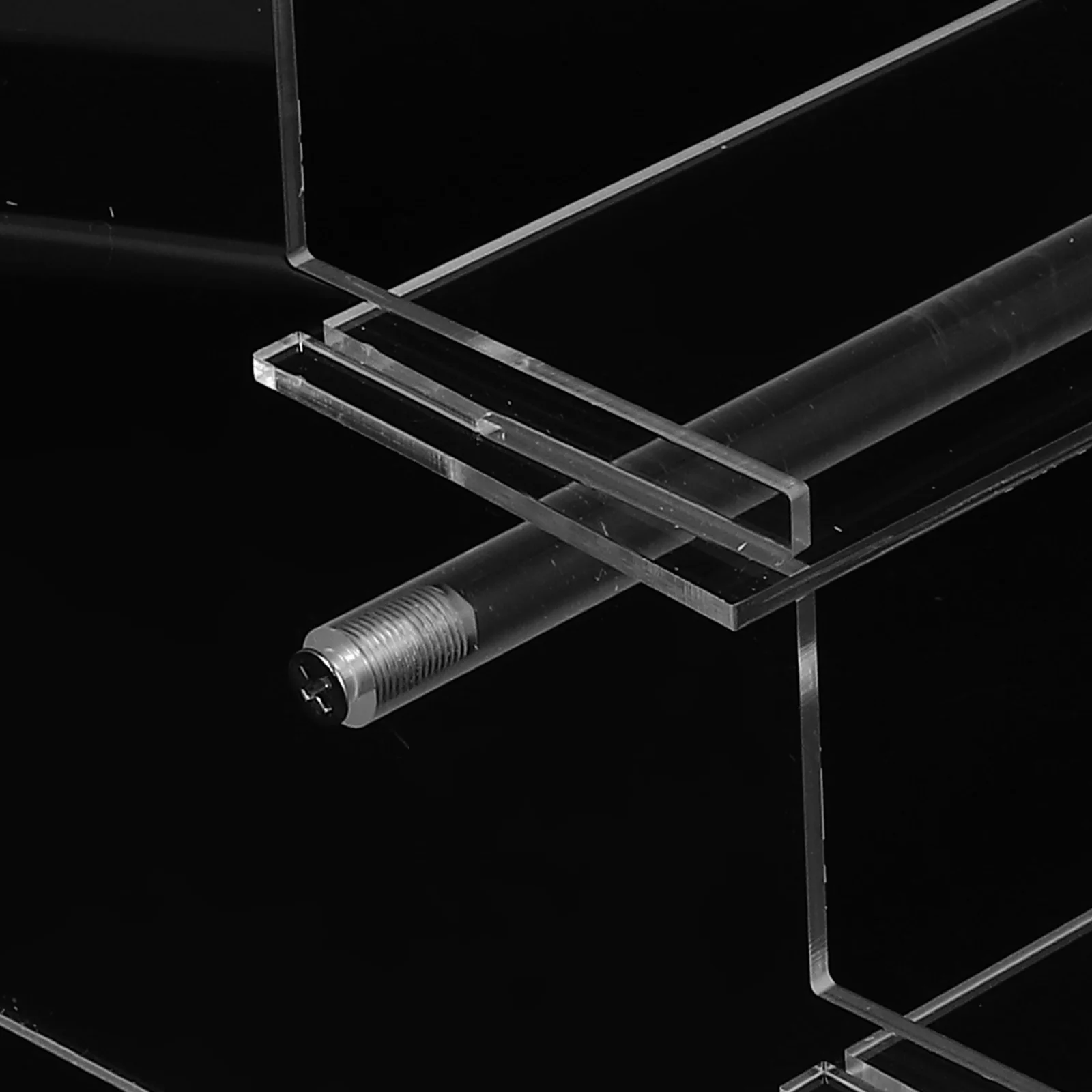 

Transparent Acrylic Display Stand 3-Tier Multi-Functional Organizer for Cosmetics Accessories Sleek Table Decor