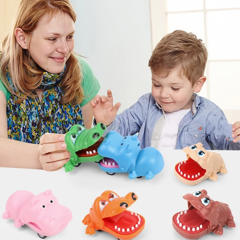 Mordendo mão crocodilo boca pull-back carro brinquedo dos desenhos animados hipopótamo filhote de cachorro animal puxar para trás brinquedo imprensa carro dentes mordida dedos brinquedo complicado