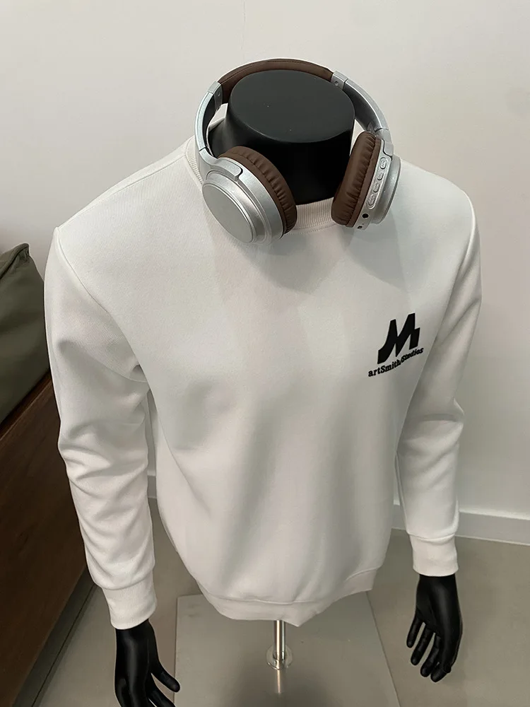 Hoodie men's autumn new three-dimensional embossed round neck long sleeved shirt, plus size loose casual top