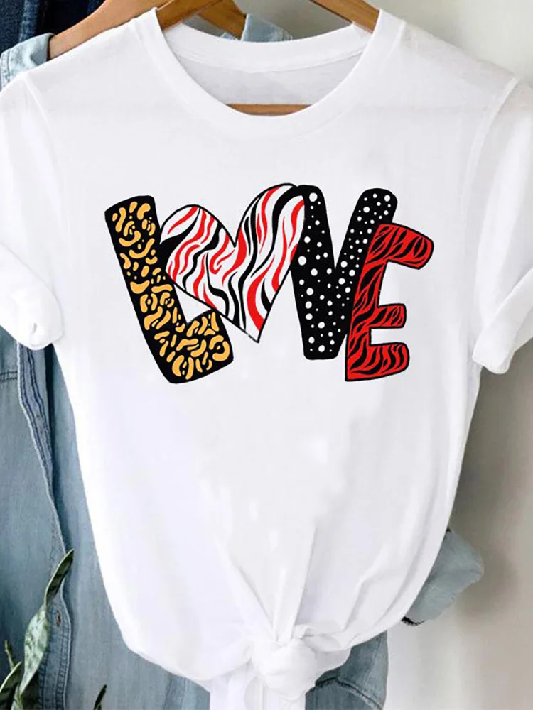 T-Shirt z grafiką dla kobiet t-shirty z krótkim rękawem lato dla kobiet Love Heart walentynki Heartbeat Casual z krótkim rękawem modna koszulka Regular