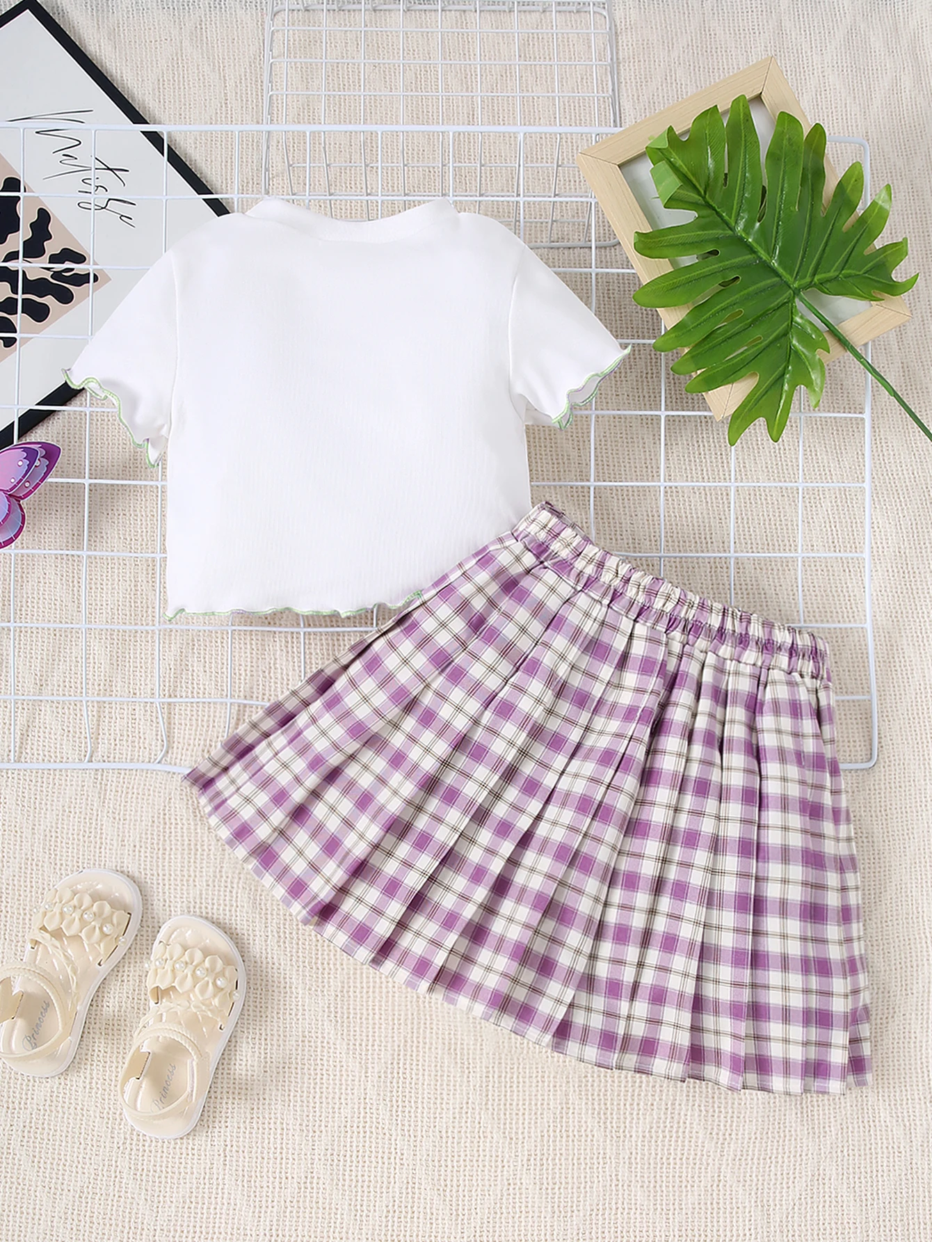 Two-Piece Summer Girls Versatile Solid Color Short-Sleeved Top High-Waisted Plaid Pleated Skirt Preppy Girl Suit