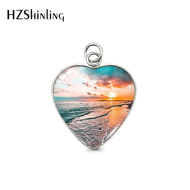 2023 Newm Arrival Landscape Sea Sunrise Glass Cabochon Heart Pendant Handmade Stainless Steel Charm Pendants