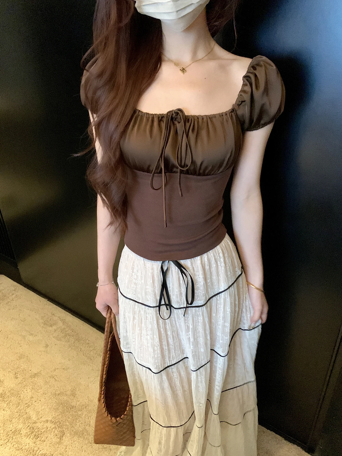 

Универсальная женская футболка с коротким рукавом, базовая модель, корейский стиль, с эффектом похудения, с рукавами-фонариками, дышащий укороченный топ