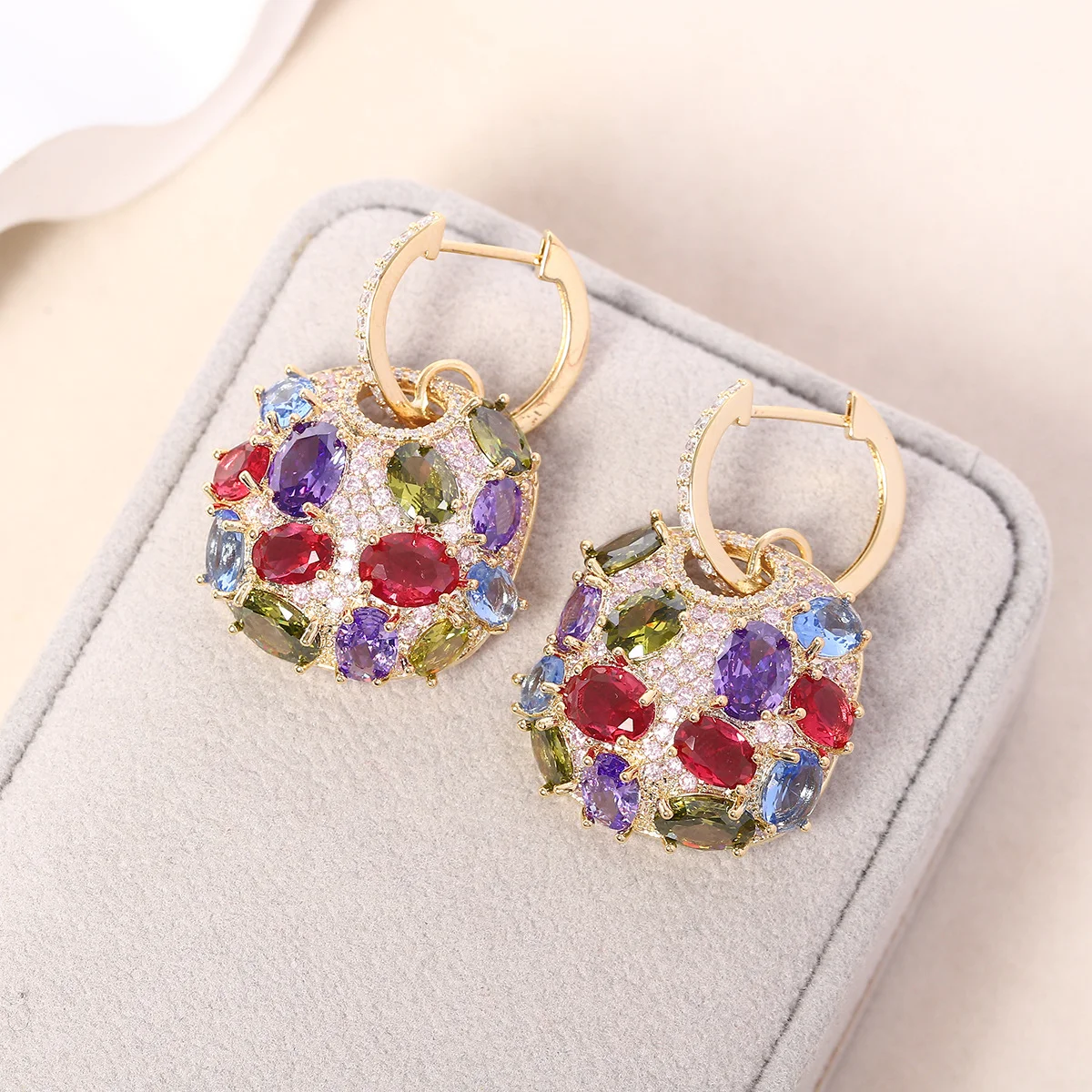 Pendientes de Aro con Dijes de - Luxury Bags Cz reseña y precio