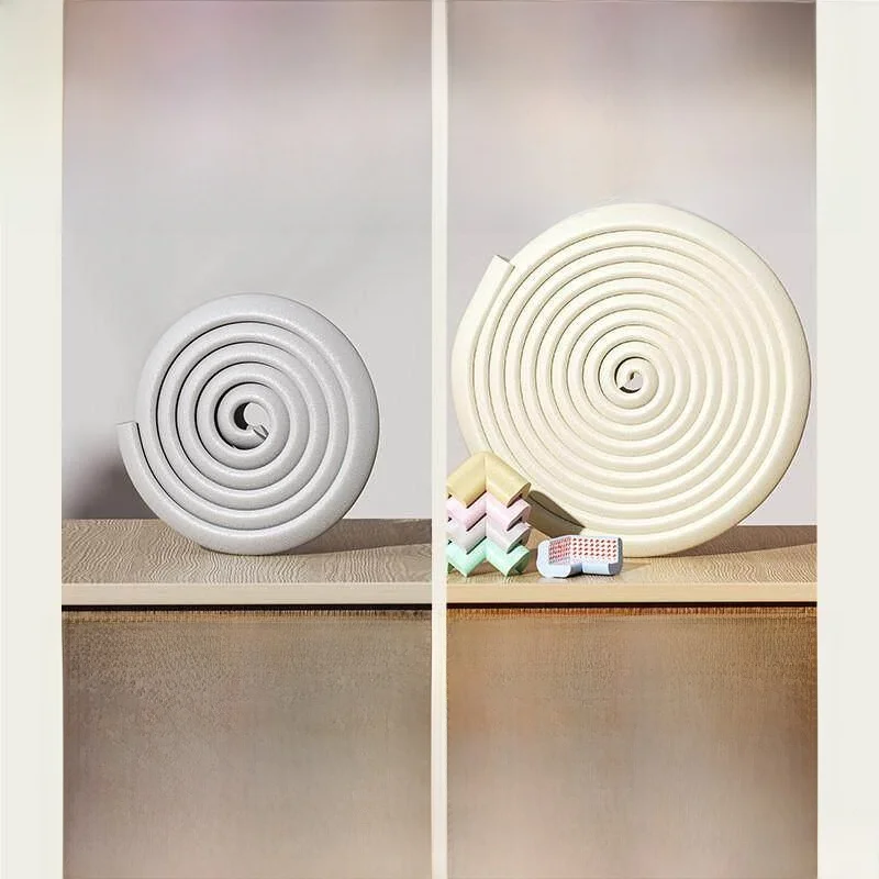 striscia-di-schiuma-protettiva-per-angoli-rinforzata-adesivo-protettivo-morbido-per-mobili-in-spugna-ecologica-per-bambini