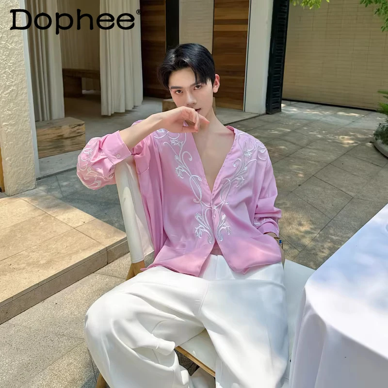 

Новая мужская модная рубашка весна-лето 2026: свободная, комфортная, с цветовыми блоками, высококачественная, с вышивкой, глубоким V-образным вырезом, длинным рукавом