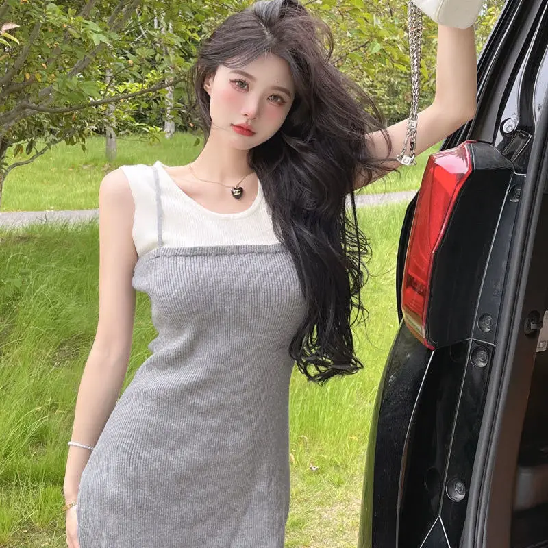 فساتين بدون أكمام للنساء مكونة من قطعتين منسوجة صيفية مثيرة صغيرة مرقعة تناسب كل مباراة على الطراز الكوري الحلو فساتين عصرية #1