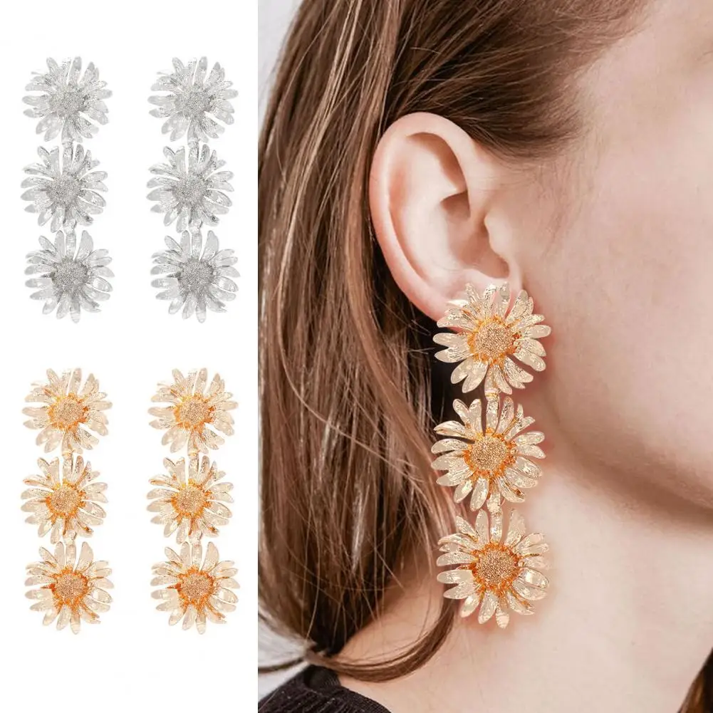 Fine Craftsmanship Earrings Sparkling Drop Earrings Trendy Exaggerated Floral Chrysanthemum Earrings Fashionable for Women