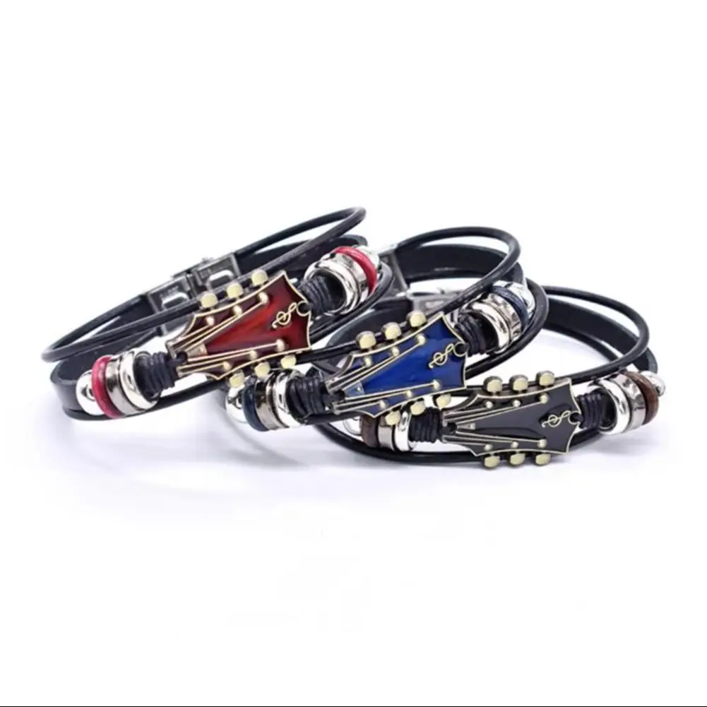 Pulsera de guitarra trenzada de muñeca Punk Retro de 3 capas de cuero sintético pulsera de amante de la música de aleación de Zinc pulsera tejida con hebilla 2025