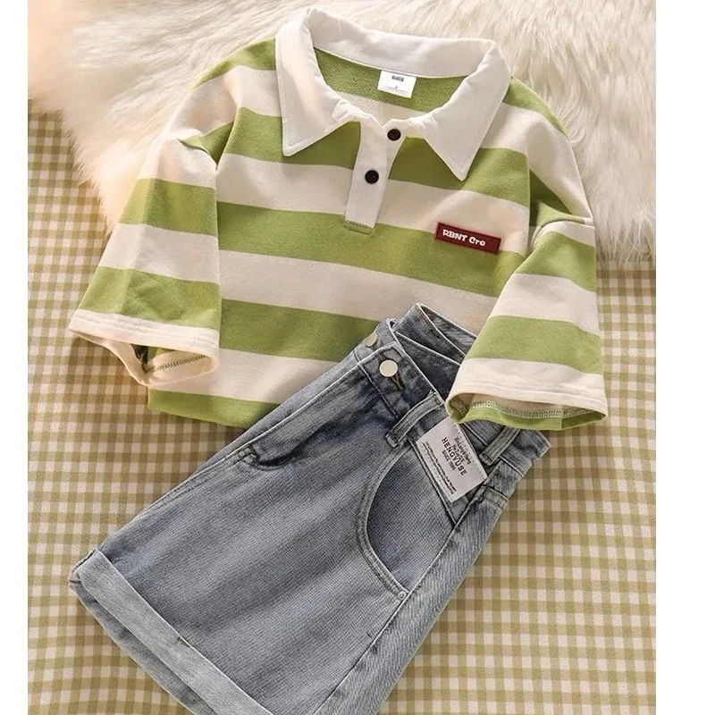 Conjunto de camiseta com colarinho polo e calça jeans feminina, tops casuais, roupas jeans, listras verdes, roupas de estudante, 1 ou 2 peças, verão, 2024