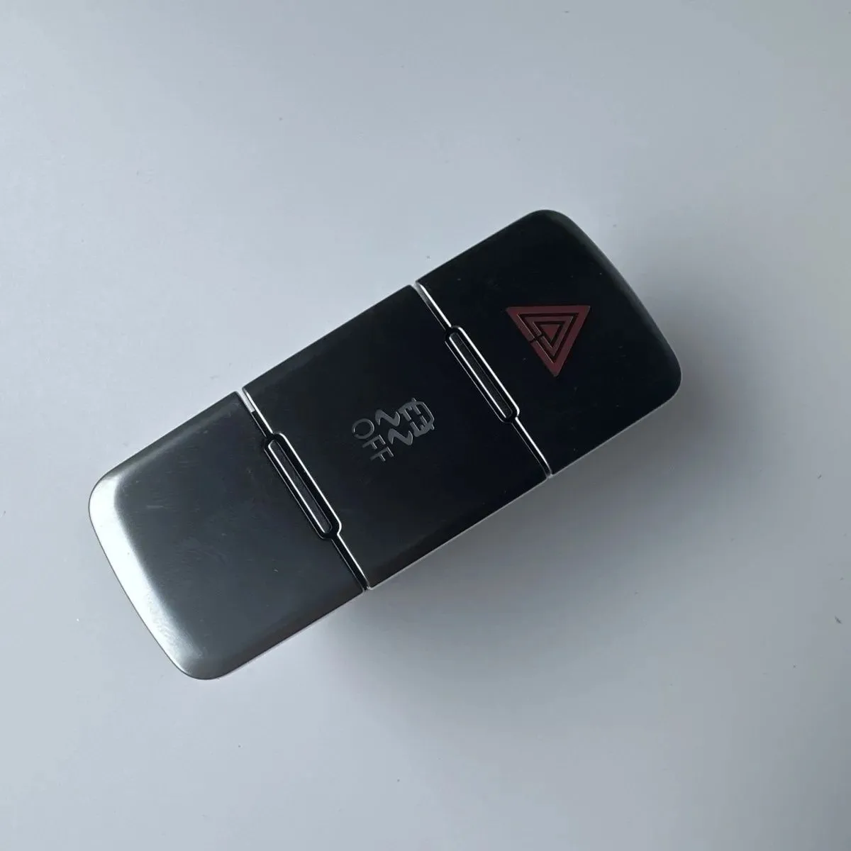 

Центральный переключатель управления, предупреждающий переключатель для JAC J7 3750200U7310