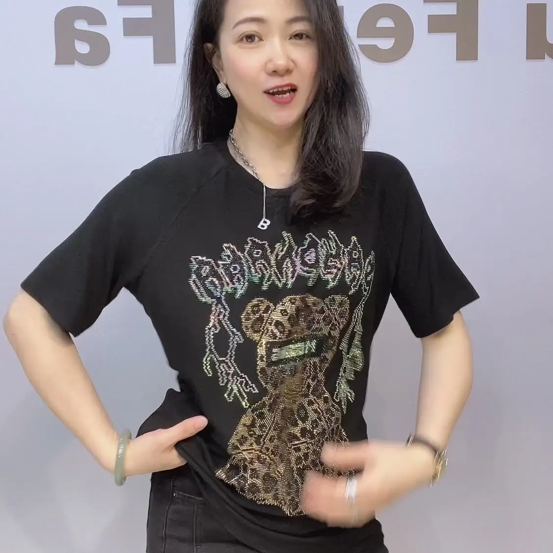 

Women Seqins Cartoon Letter Bear Short Sleeved T-shirt For Women Y2k Tops Clothes Casual O Neck Short Sleeve Tees Vestidos