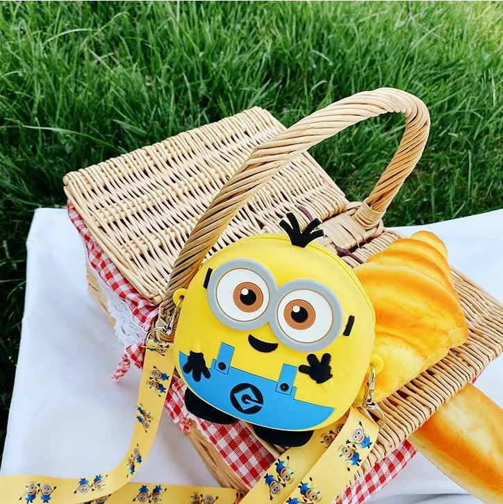 Minions-Bolso de silicona impermeable para niños, Cartera de hombro, juguetes, regalos de cumpleaños