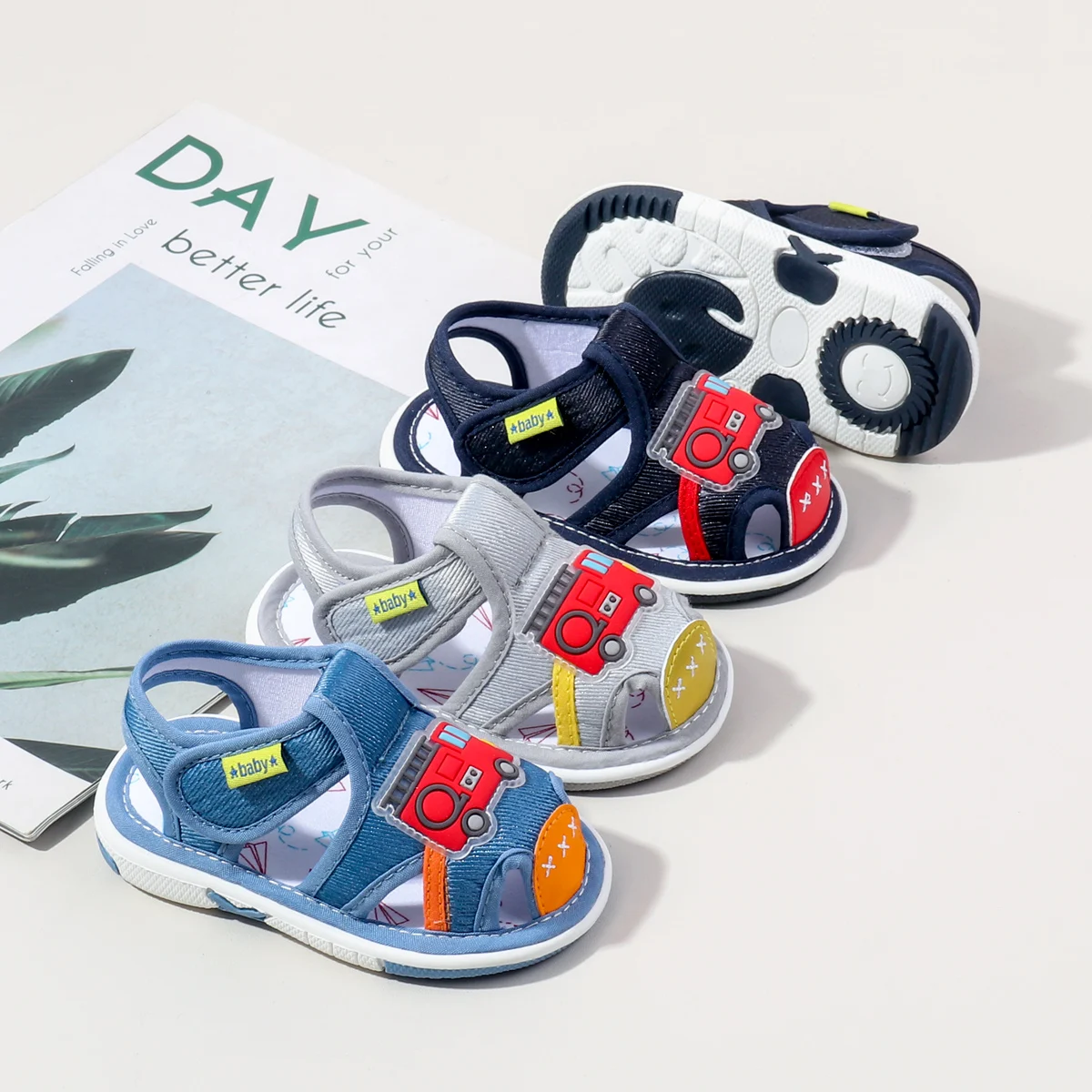 2025 Baby Squeaky Shoes Summer Sandal High Quality Funny Toddler Sound Pre-walking Sneaker Cute Car Patterns For Kid Unisex